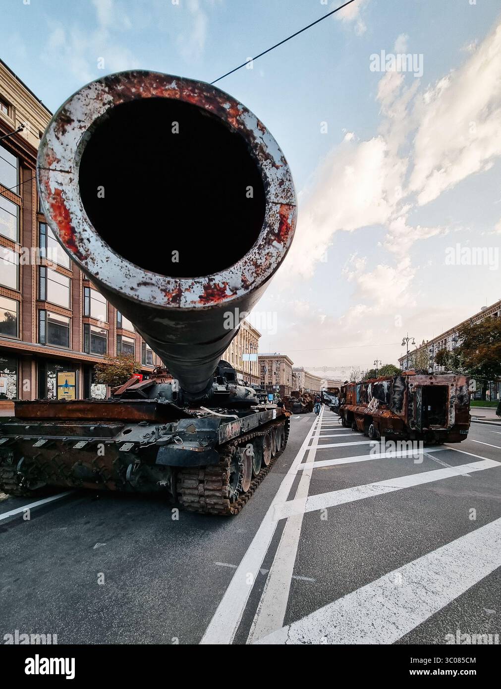 Burnt military vehicles hi-res stock photography and images - Alamy