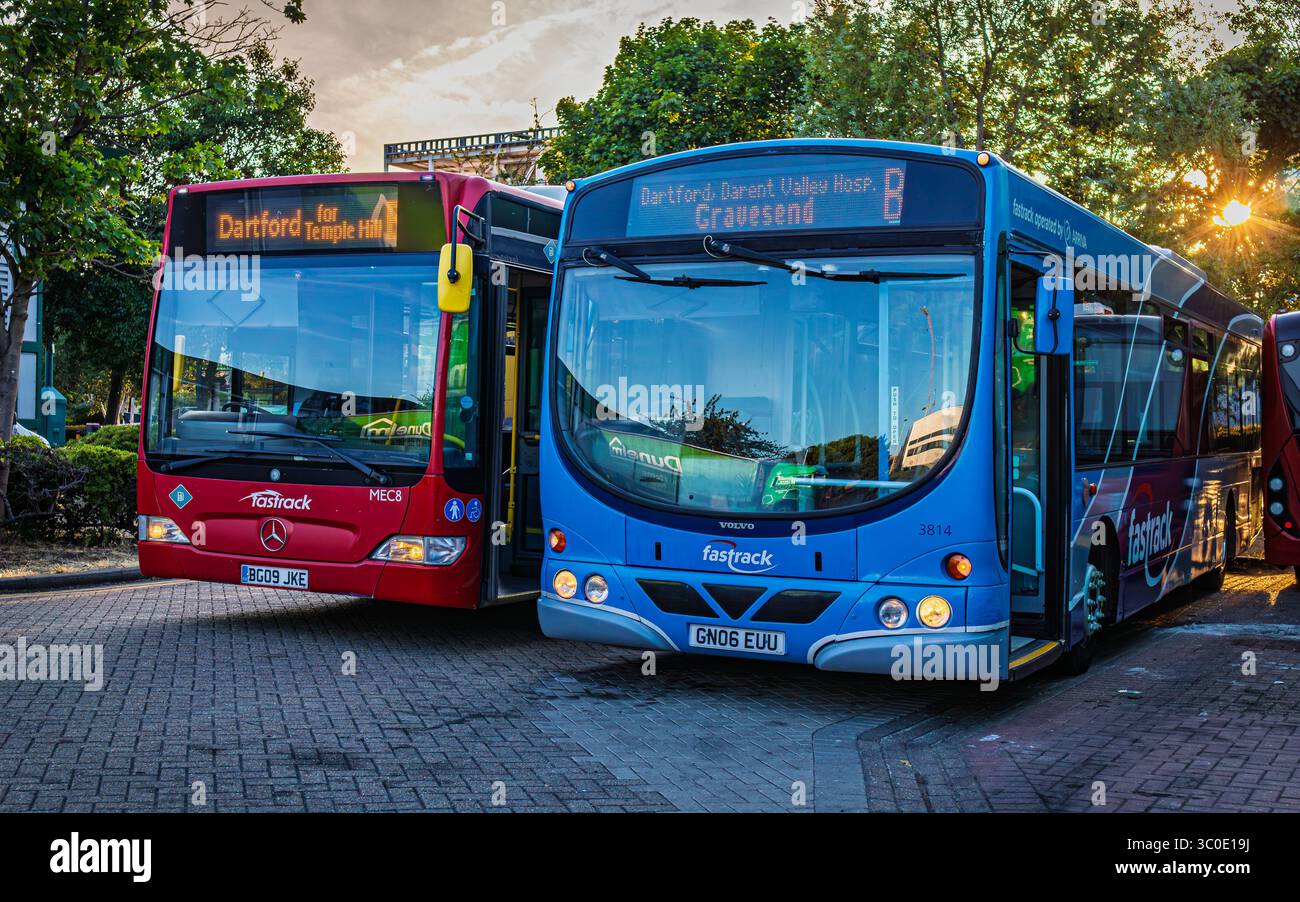 BG09 JKJ - GN06 EUU - Fastrack - Buses - Parked in the depot - Service ...