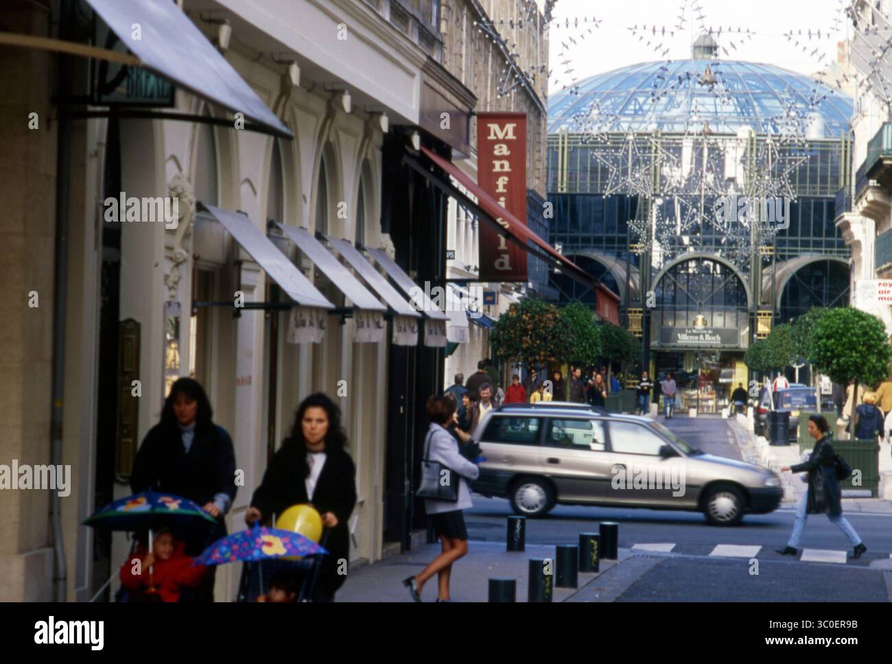1990s street scene french quarter hi-res stock photography