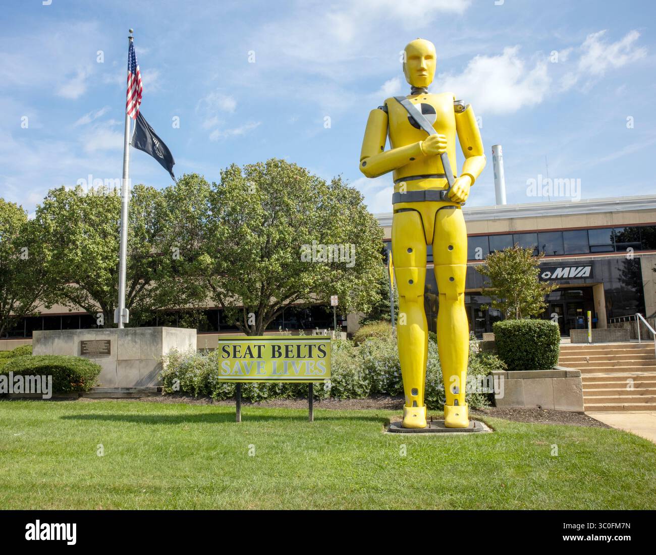Glen Burnie, Maryland’s giant Crash Test Dummy statue stands tall as a quirky roadside landmark celebrating safety with a fun, larger-than-life twist Stock Photo