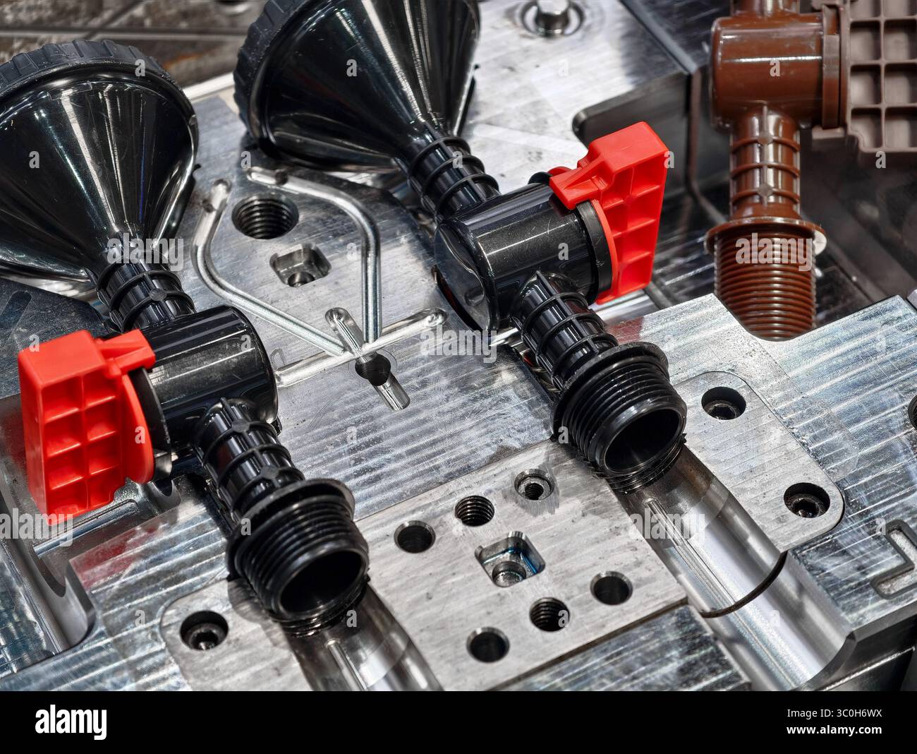 Injection modeling industrial hi-res stock photography and images - Alamy