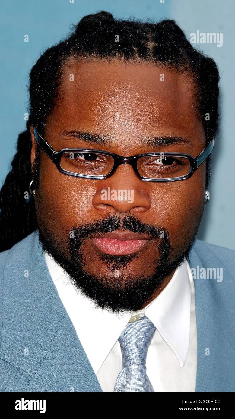 did malcolm jamal warner passed away