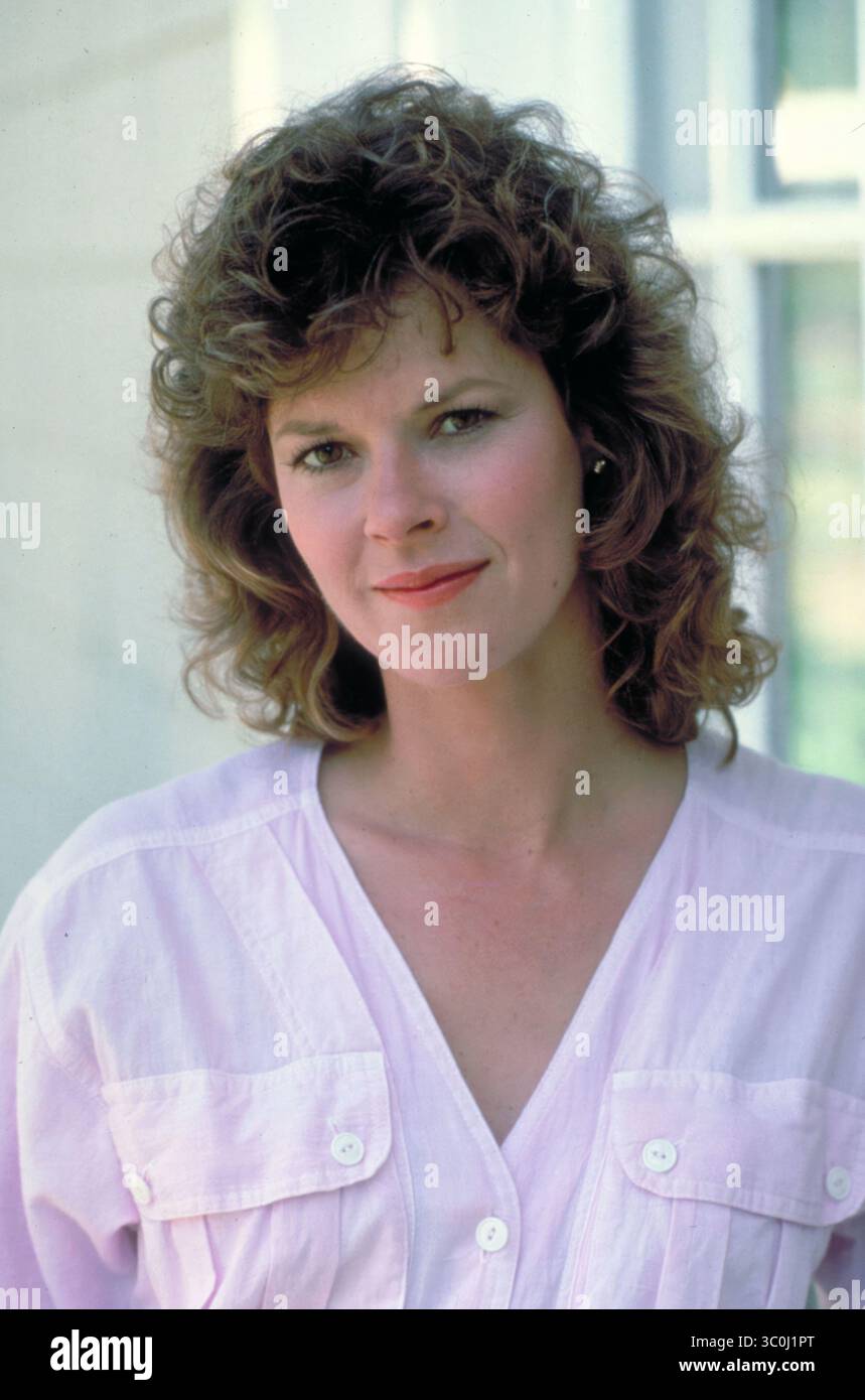 Jobeth williams where hi-res stock photography and images - Alamy, image size:859x1390