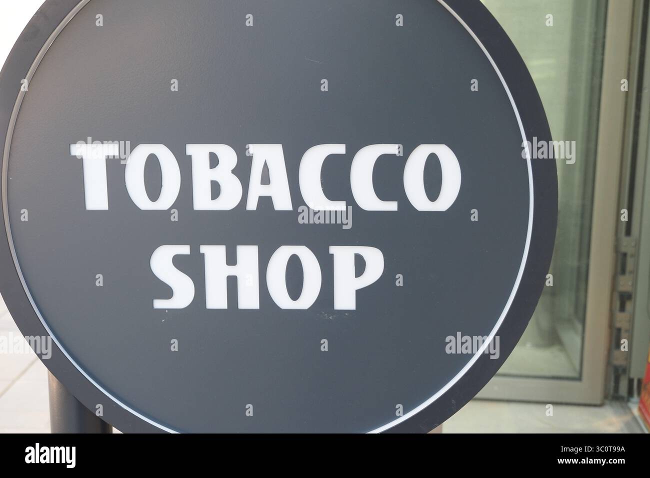 tobacco teeth Learn To Fight With Nicotine Effects on Teeth & Gums tobacco teeth Learn To Fight With Nicotine Effects on Teeth & Gums