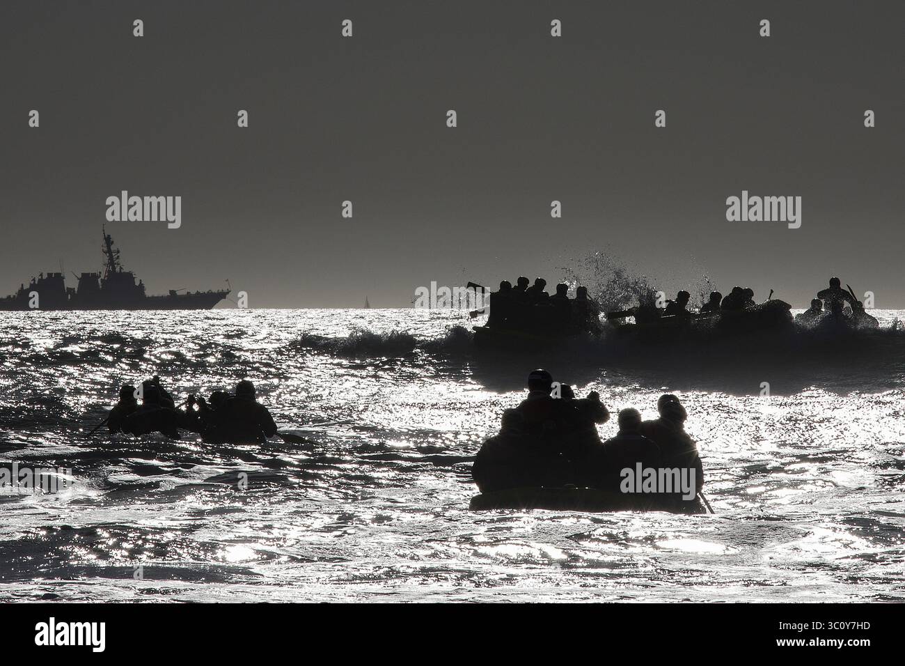 Us Navy Raft Usn special operations commandos hi-res stock photography and images ...