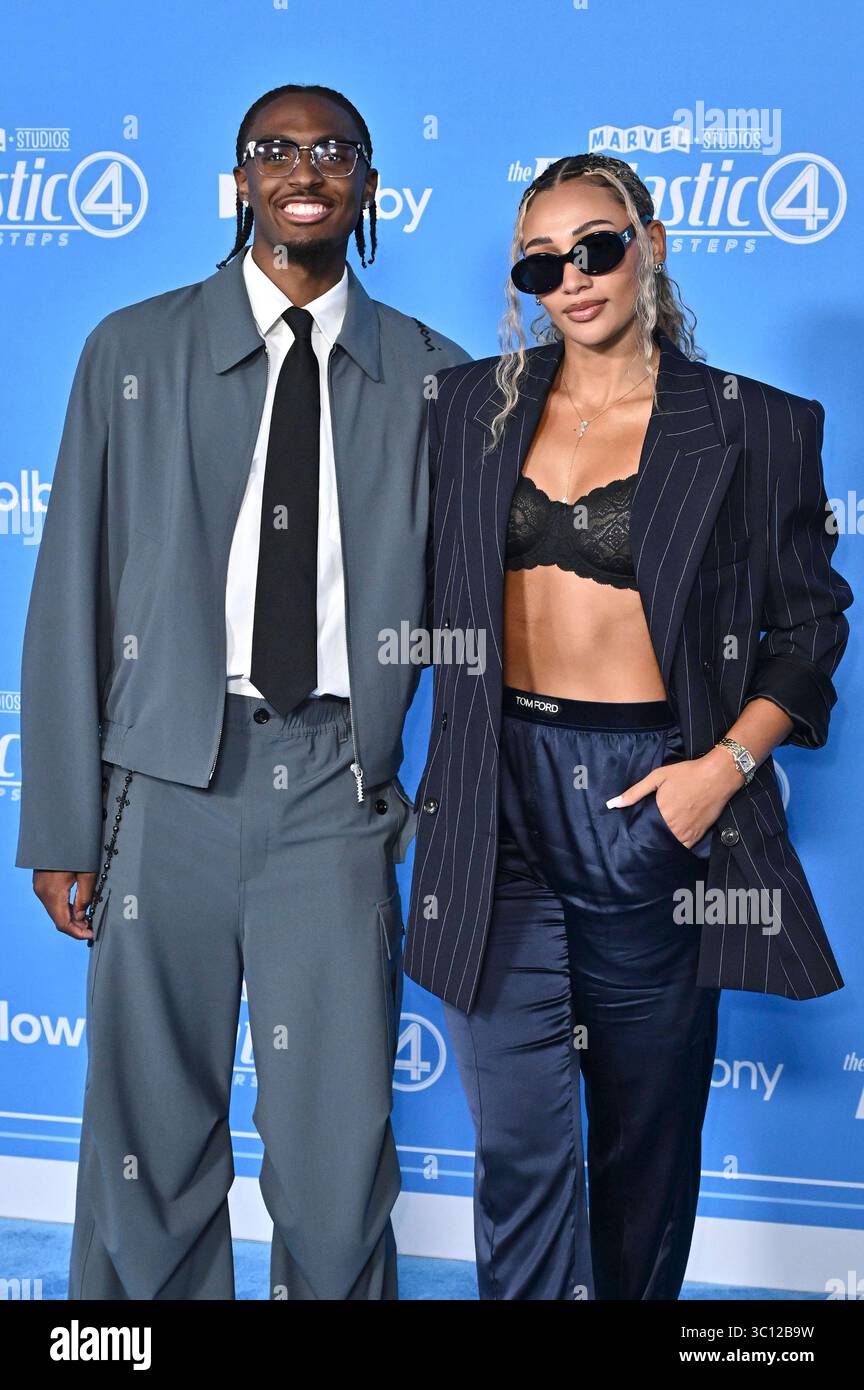 Tyrese Maxey mit Freundin Myra Gordon bei der Weltpremiere des ...