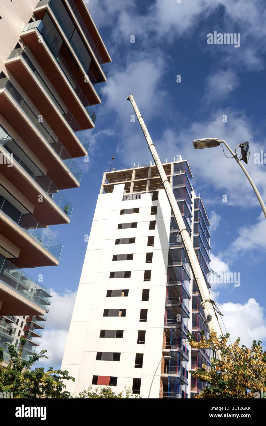 Luxury apartment building construction in Vinaròs, Castellón de la ...