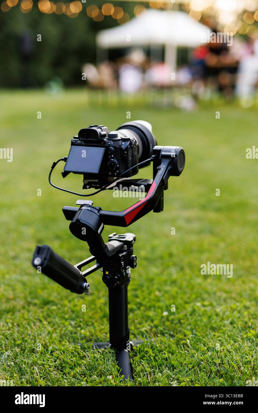 Gimbal rig hi-res stock photography and images - Alamy
