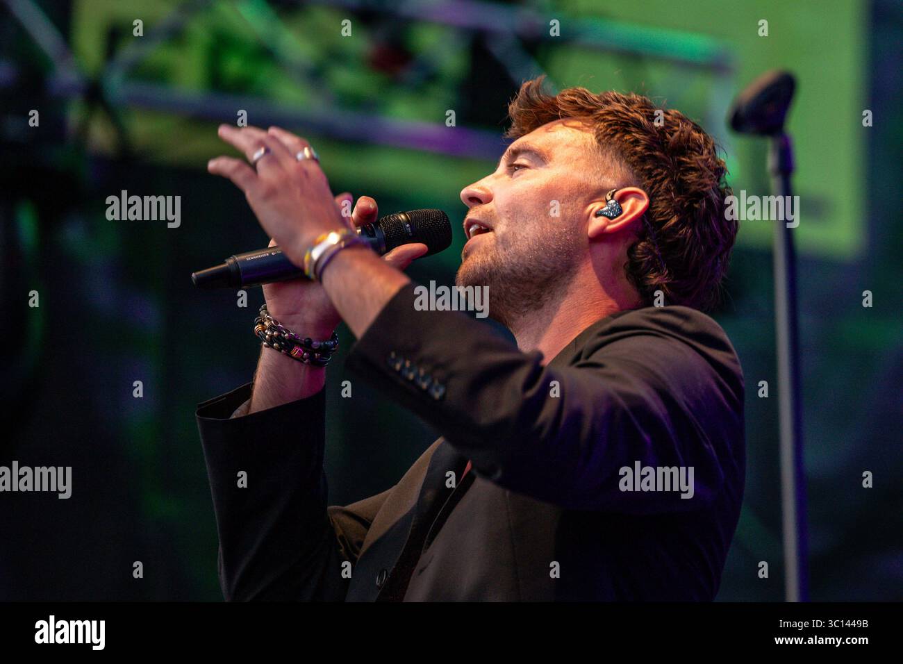 Ben Edwards – lead vocalist and frontman of Acrobvt during the Music ...