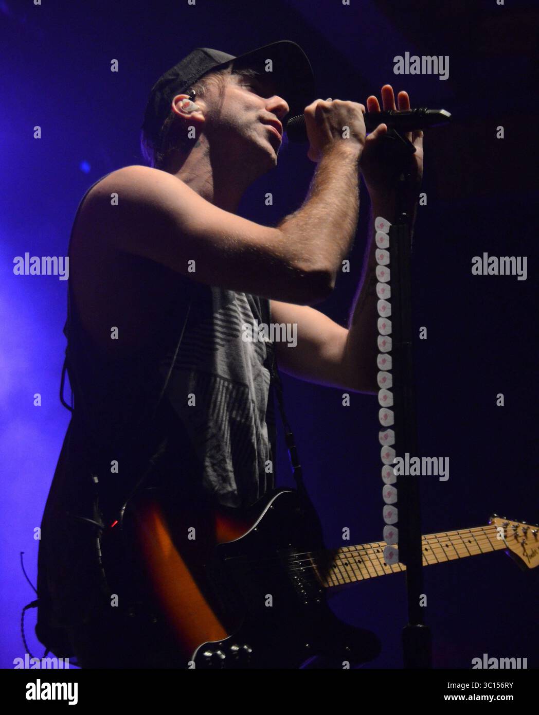 オール・タイム・ロウ Alex Gaskarth ギターピック オール・タイム・ロウ Alex Gaskarth ギターピックの通販 by