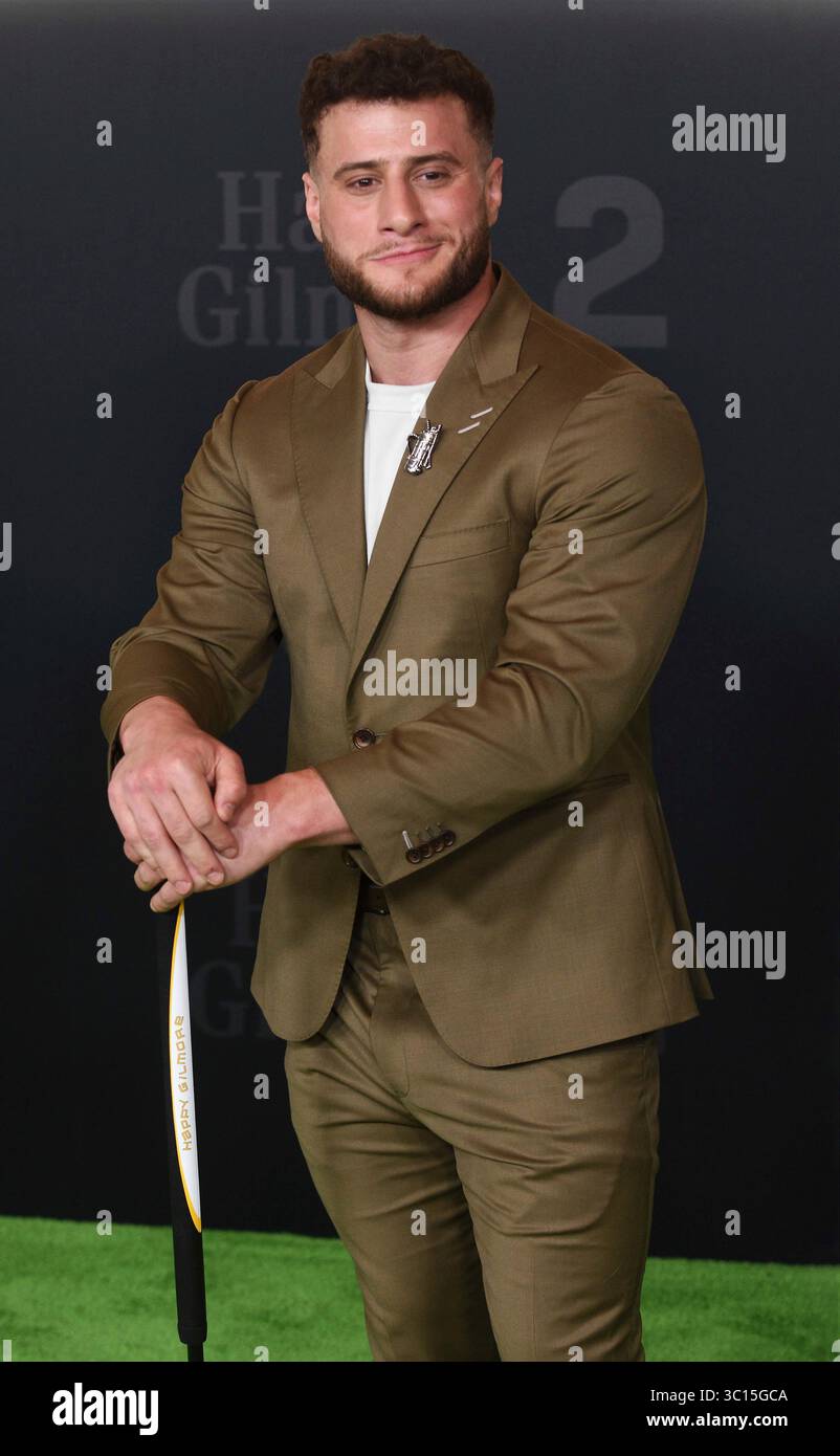Photo by: Patricia Schlein/STAR MAX/IPx 2025 7/21/25 Maxwell Jacob ...