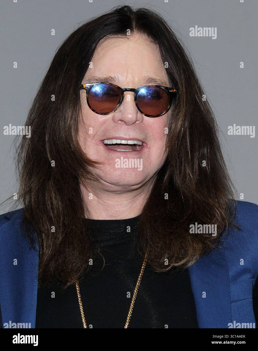 where does ozzy osbourne live