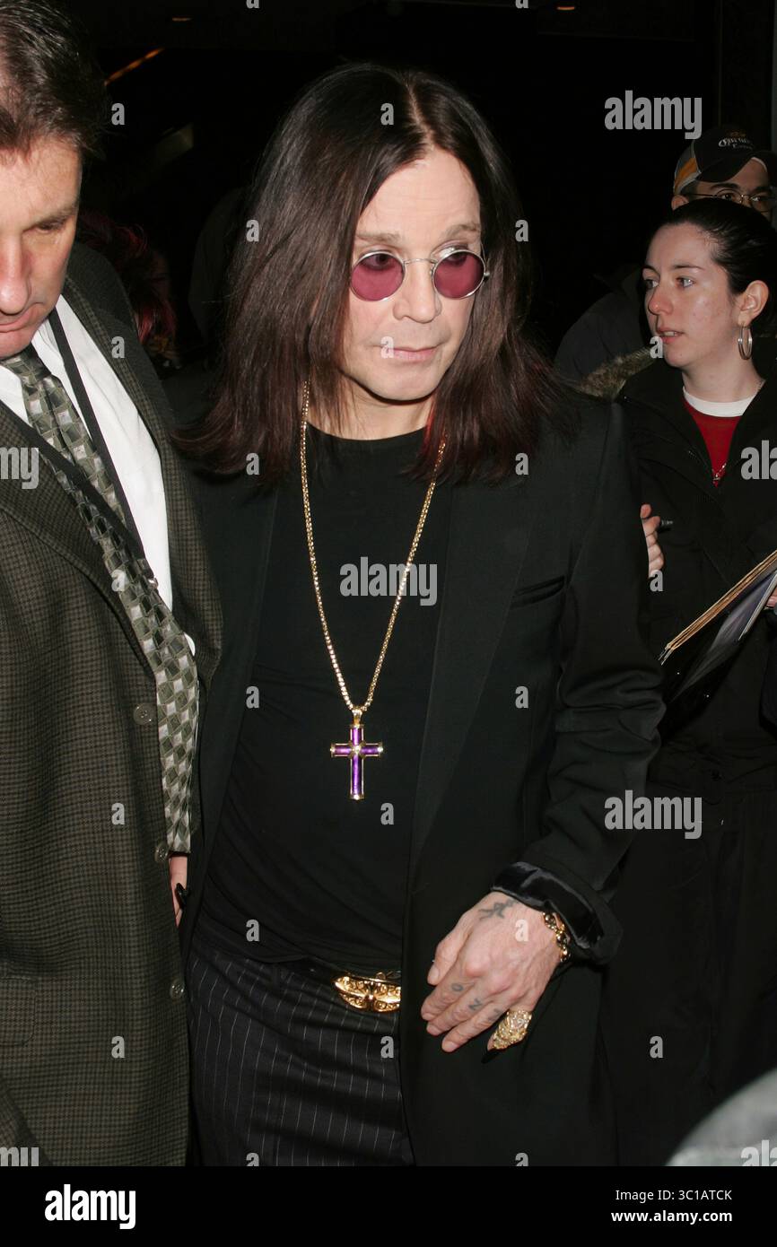 where does ozzy osbourne live 2025