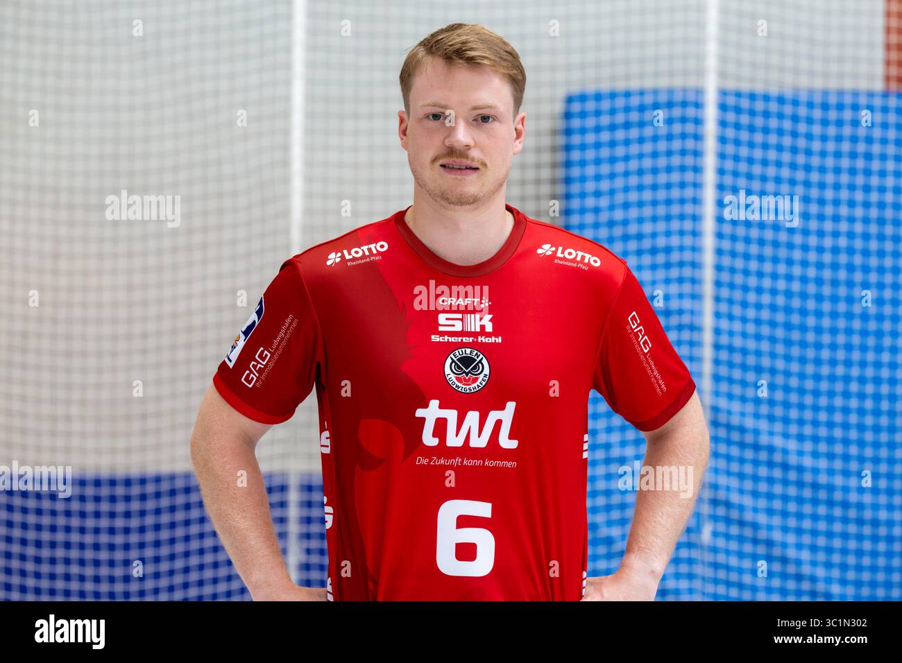 Tim Schellper Tim Schaller (Eulen Ludwigshafen, 2. HBL, Saison 2025/2026 Stock Photo ...