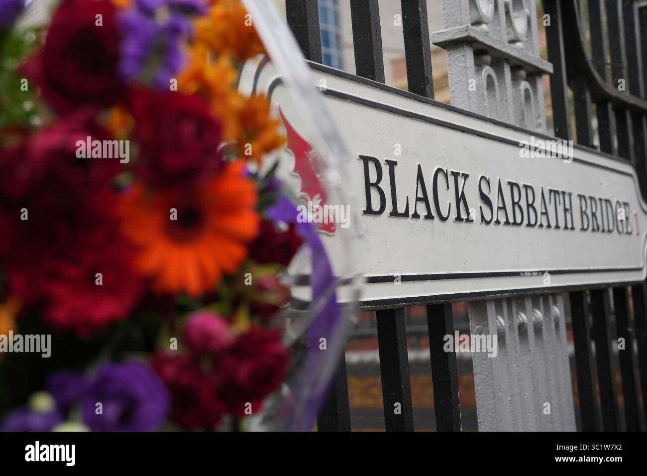 did ozzy osbourne leave black sabbath