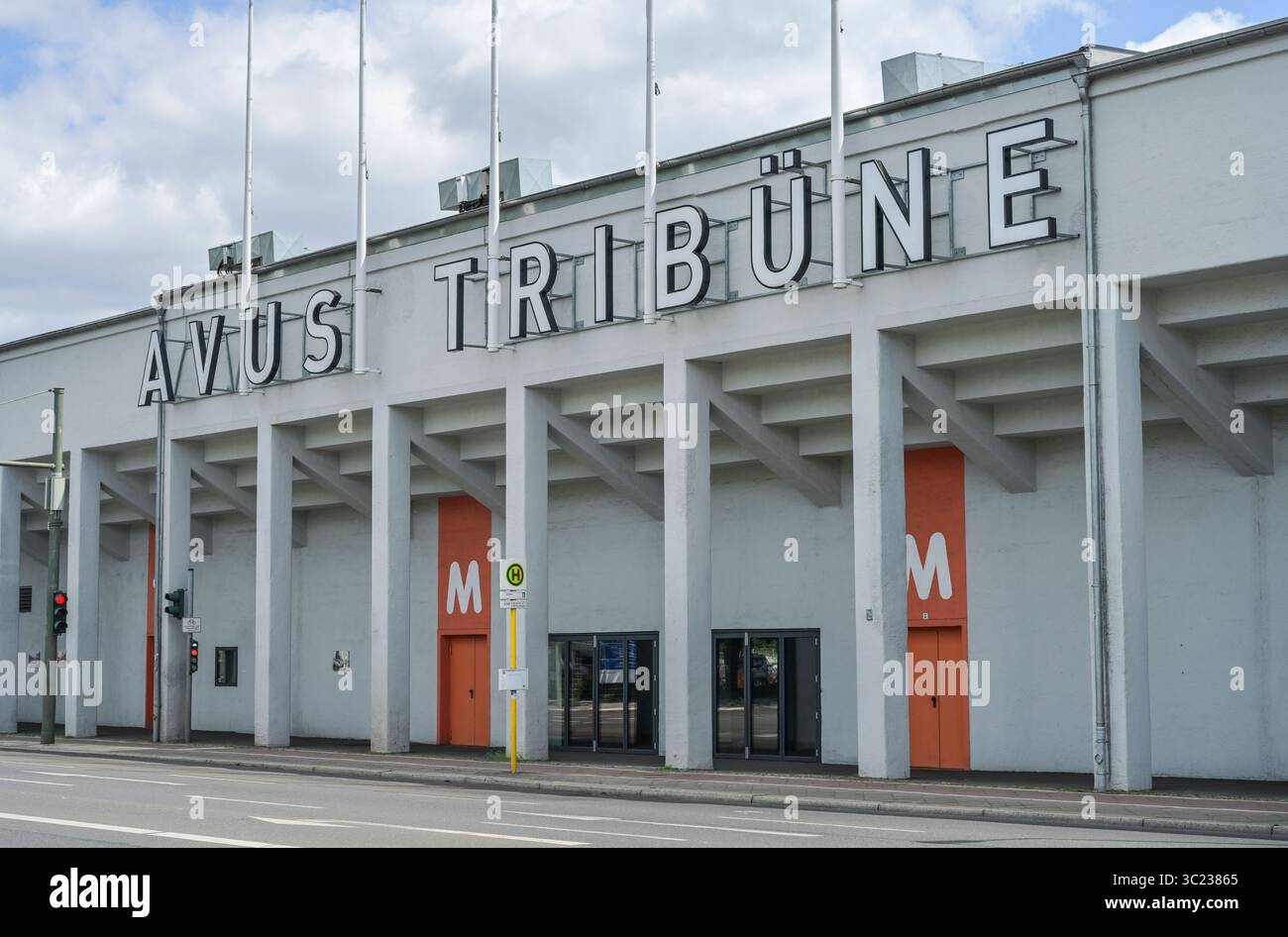 Spannende Avus Tribne Berlin Fotos