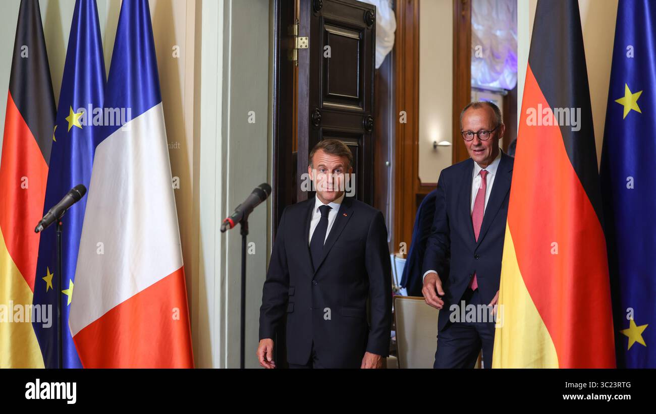 Berlin, Germany, 23th Juli 2025. Joint press statement by Federal Chancellor Friedrich Merz (GER) and the President of the French Republic, Emmanuel Macron (FRA). Photo: Klaus Kroenert Credit: Klaus Kroenert/Alamy Live News Stock Photo