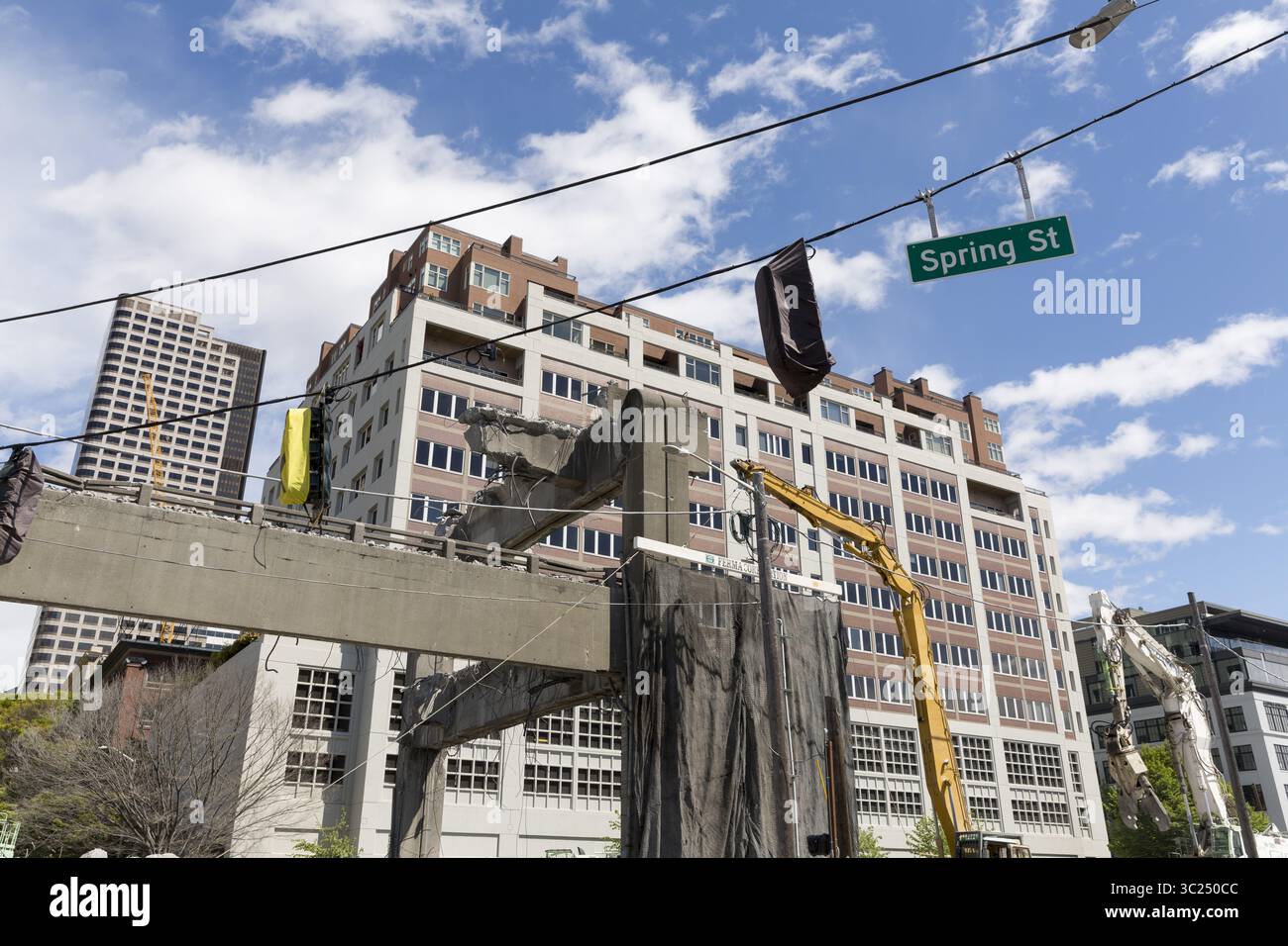 April 27, 2019 — Seattle, Washington, USA — Seattle, Washington: Crews demolish the Alaskan Way Viaduct...
