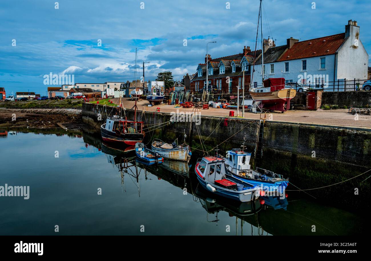 Inside river port hi-res stock photography and images - Alamy
