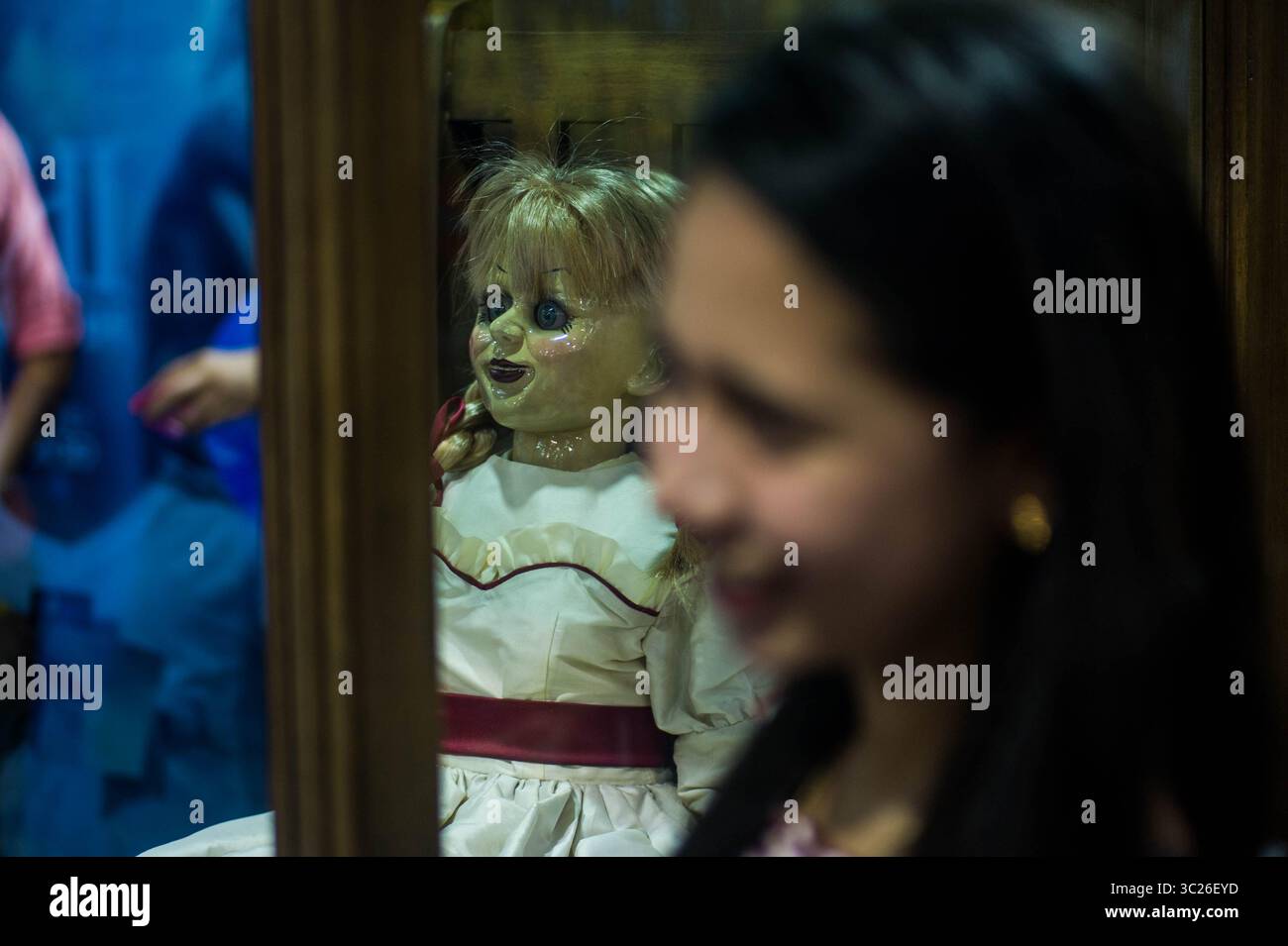 May 5, 2019 - San Salvador, San Salvador, El Salvador - El Salvador Comic Con 2019 attendees take pictures with a  doll from the 'annabelle' movie. (Credit Image: © Camilo Freedman/ZUMA Wire) Stock Photo