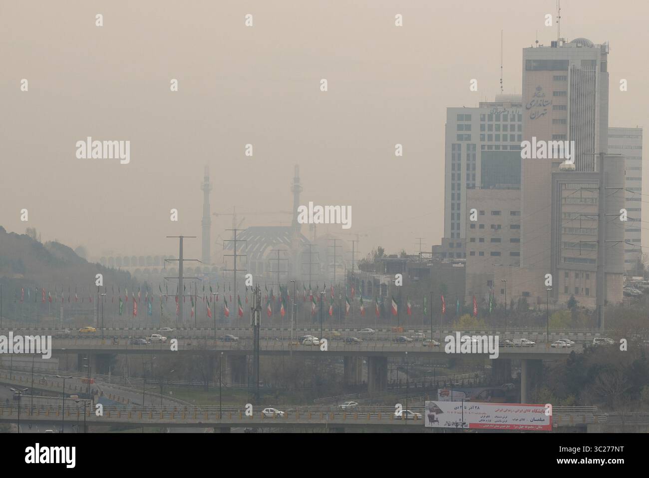 Tehran Polluted December 20, 2017 - Tehran, Tehran, IRAN - A general view of Tehran ...
