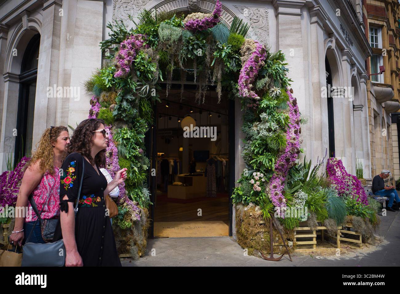 May 25, 2019 - London, UK - Chelsea in Bloom is the annual floral art show which coincides with RHS Chelsea Flower Show. This year from 20â€“25 May, Chelseaâ€™s best retailers, restaurants and hotels compete against one another to win the much-coveted awards for the best floral displays. For the first time, Cadogan was working alongside charity partner Plastic Oceans UK, whose vision is to end plastic pollution. Each participant interpreted the Under the Sea theme in their own unique way to compete for the annual coveted awards, and this yearâ€™s winners are: Best Floral Display: Hackett, High Stock Photo