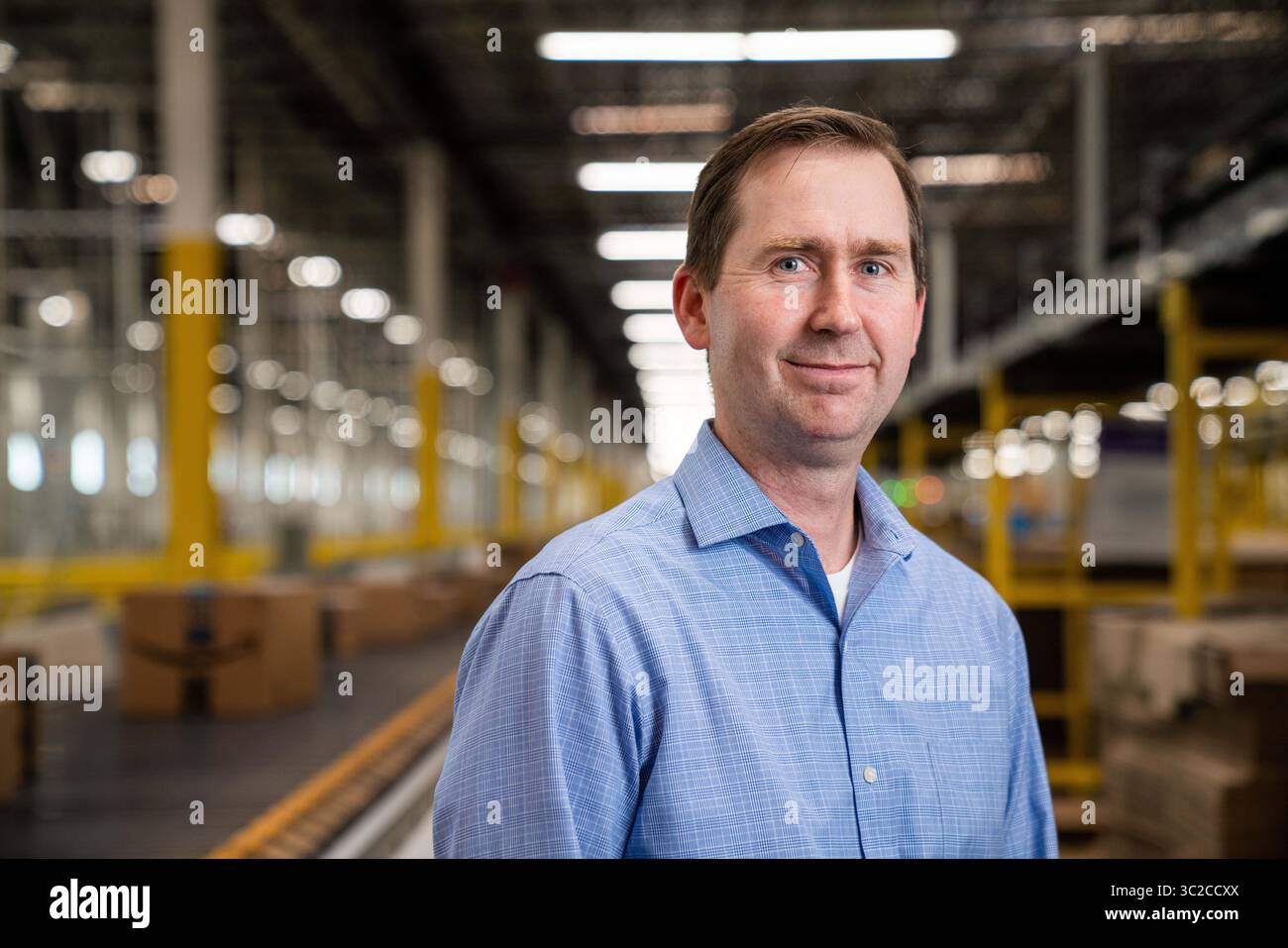 Amazon fulfillment center maryland hi-res stock photography and images ...