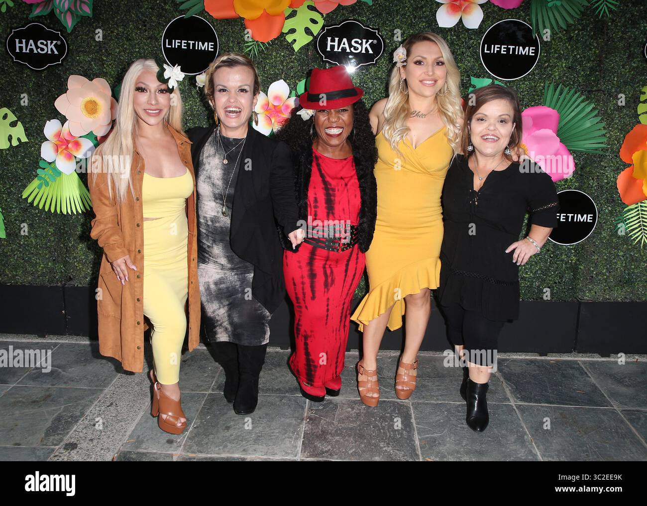 Terra Jolé (@terrajole) • Instagram photos and videos, image size:1300x1016