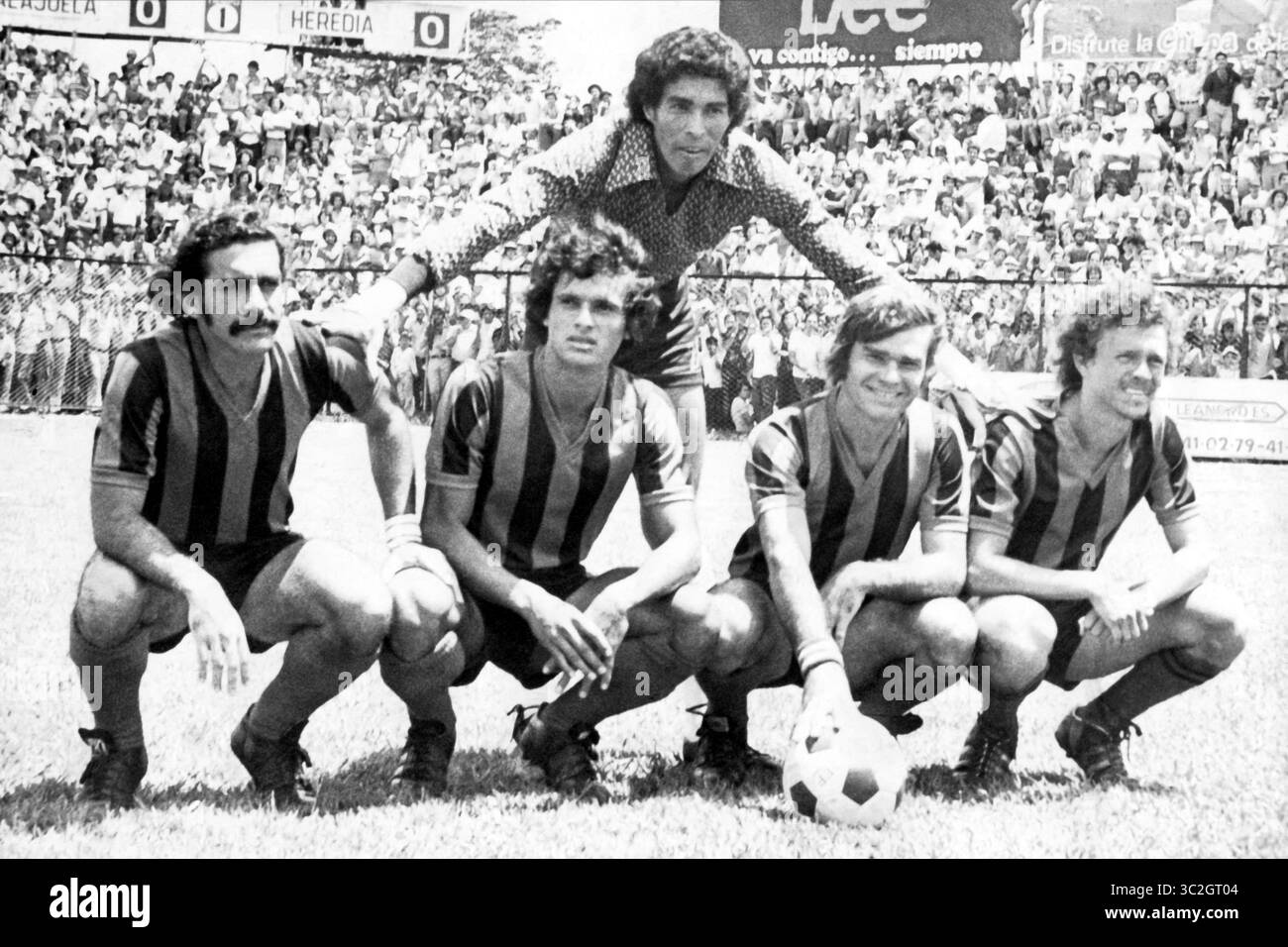 Alfonso la Black and White Stock Photos & Images - Page 2 - Alamy