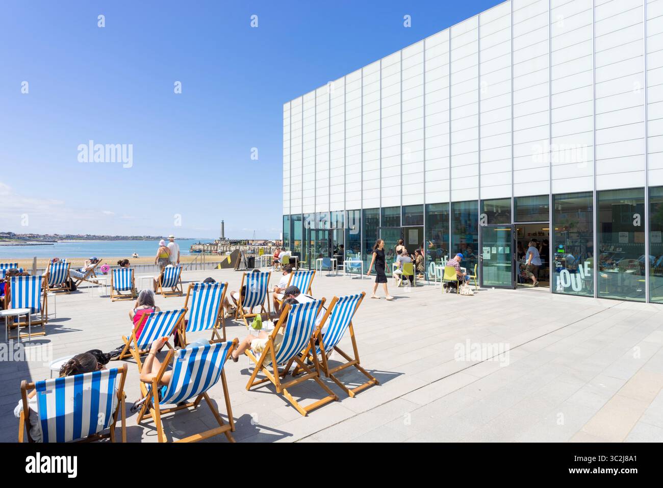 Margate Turner Contemporary Margate an art Gallery on the Harbour Arm at Margate England UK GB Europe Stock Photo