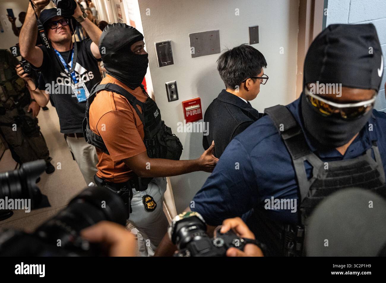 Immigration customs detainee hi-res stock photography and images - Alamy