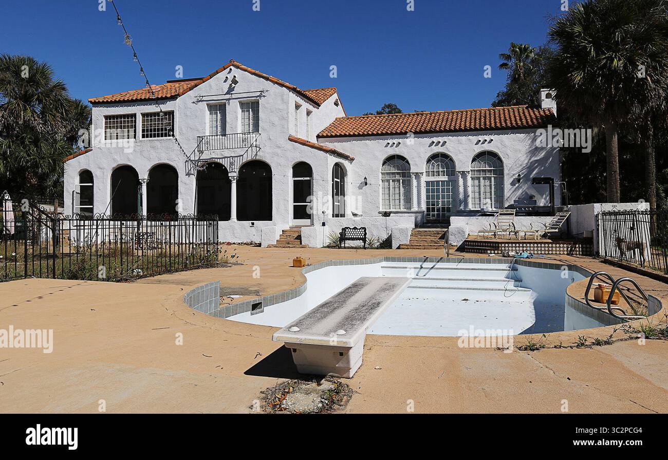 Bin laden osama hi-res stock photography and images - Page 6 - Alamy, image size:1300x895