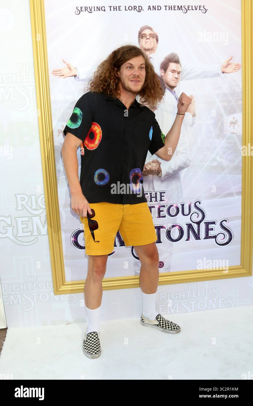 Blake Anderson Rachael Finley Divorce | TikTok, image size:866x1390