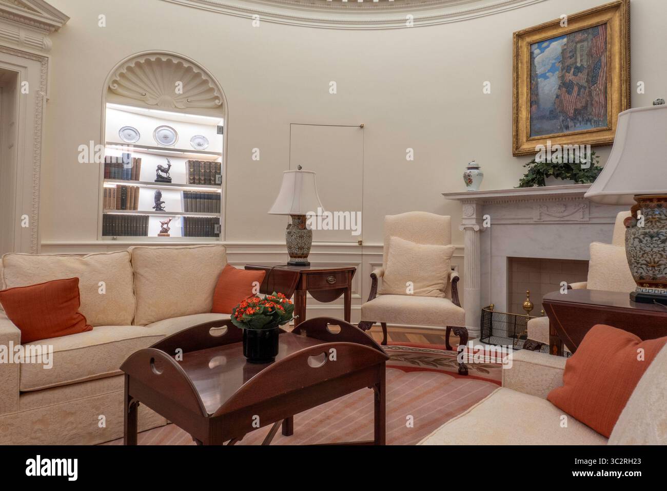 Replica of the Presidents Oval Office at The New Yo k Historical ...