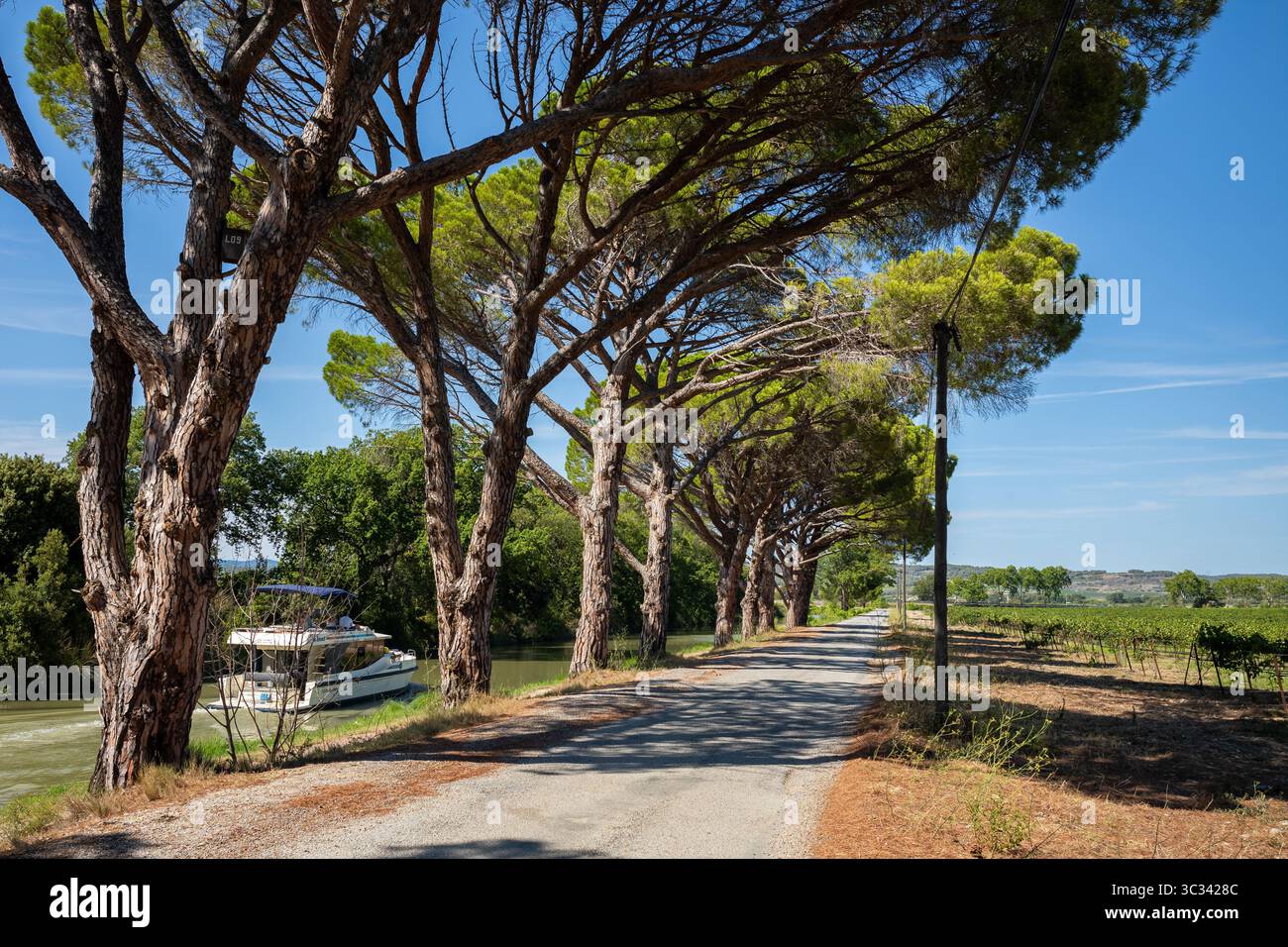 The Canal du Midi in Argeliers ; south-western France Stock Photo