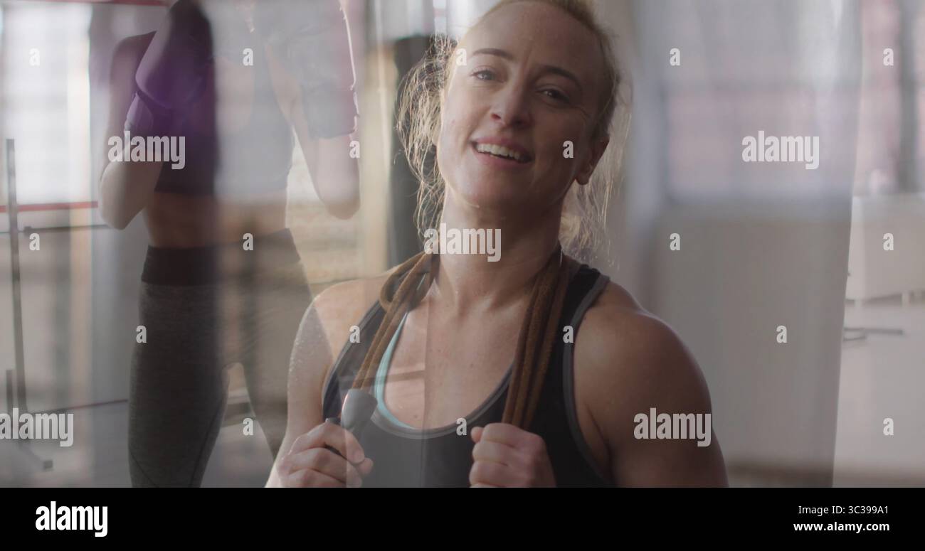 Woman smiling exposed shoulders hi-res stock photography and images - Alamy