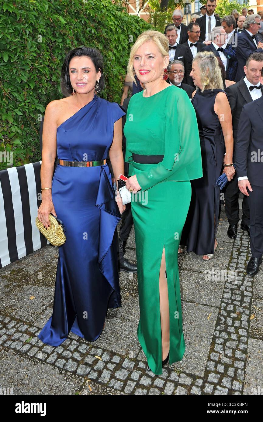 Richard-Wagner-Festspiele. Julia Klöckner und Elisabeth Köstinger