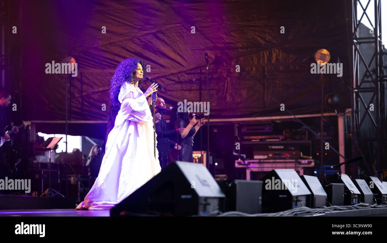 Diana ross hi-res stock photography and images - Alamy Diana ross hi-res stock photography and images - Alamy