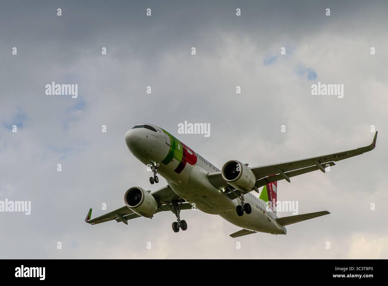 Brussels, Belgium, July 26, 2025. Airbus A320 Neo of the company AIR Portugal, CS TVH landing at Brussels Airport. Stock Photo