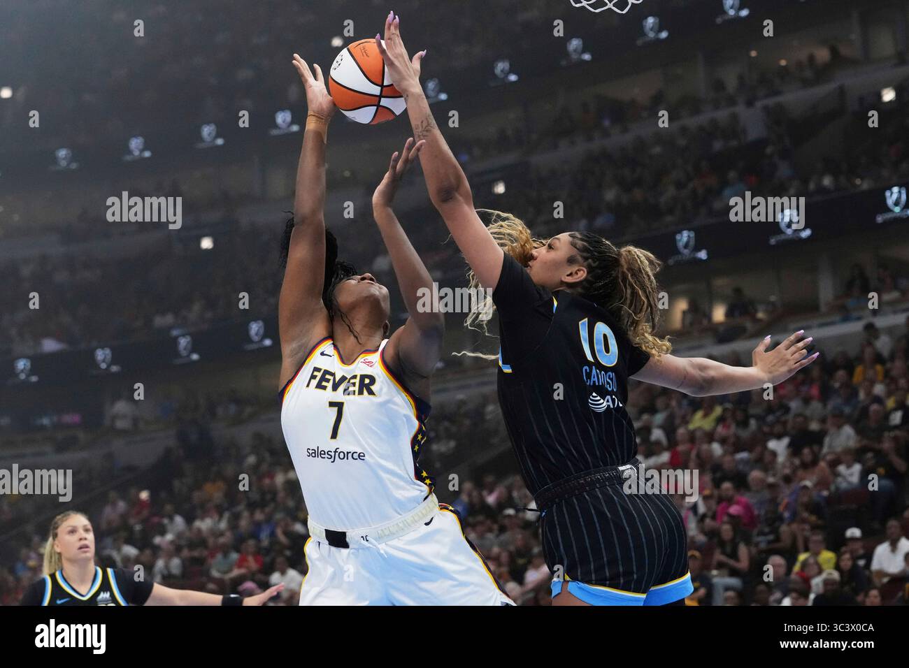 Cardoso's Perfect Night: A WNBA Record in the Making Cardoso's Perfect Night: A WNBA Record in the Making