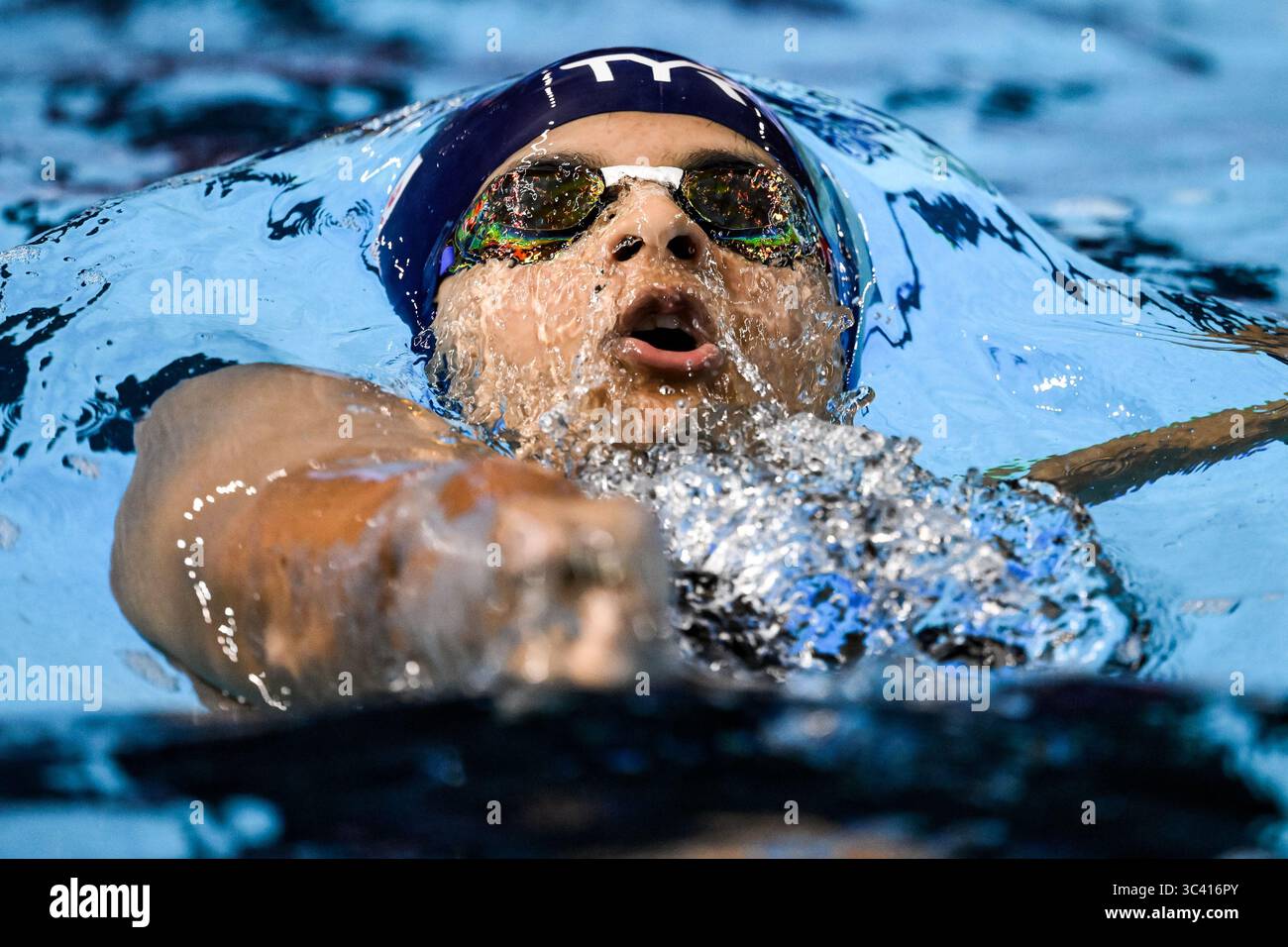 Singapore, Singapore. 28th July, 2025. Amna Thazkiyah Mirsaad of Maldives competes in the Swimming 100m Backstroke Women Heats during the 22nd World Aquatics Championships at the WAC Arena in Singapore (Singapore), July 28, 2025. Credit: Insidefoto/Alamy Live News Stock Photo