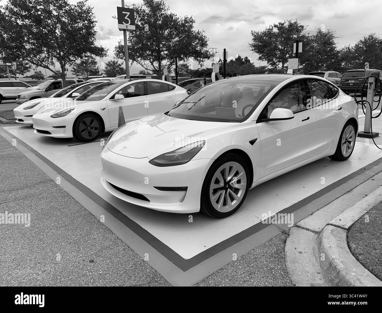 Tesla inc Black and White Stock Photos & Images - Alamy