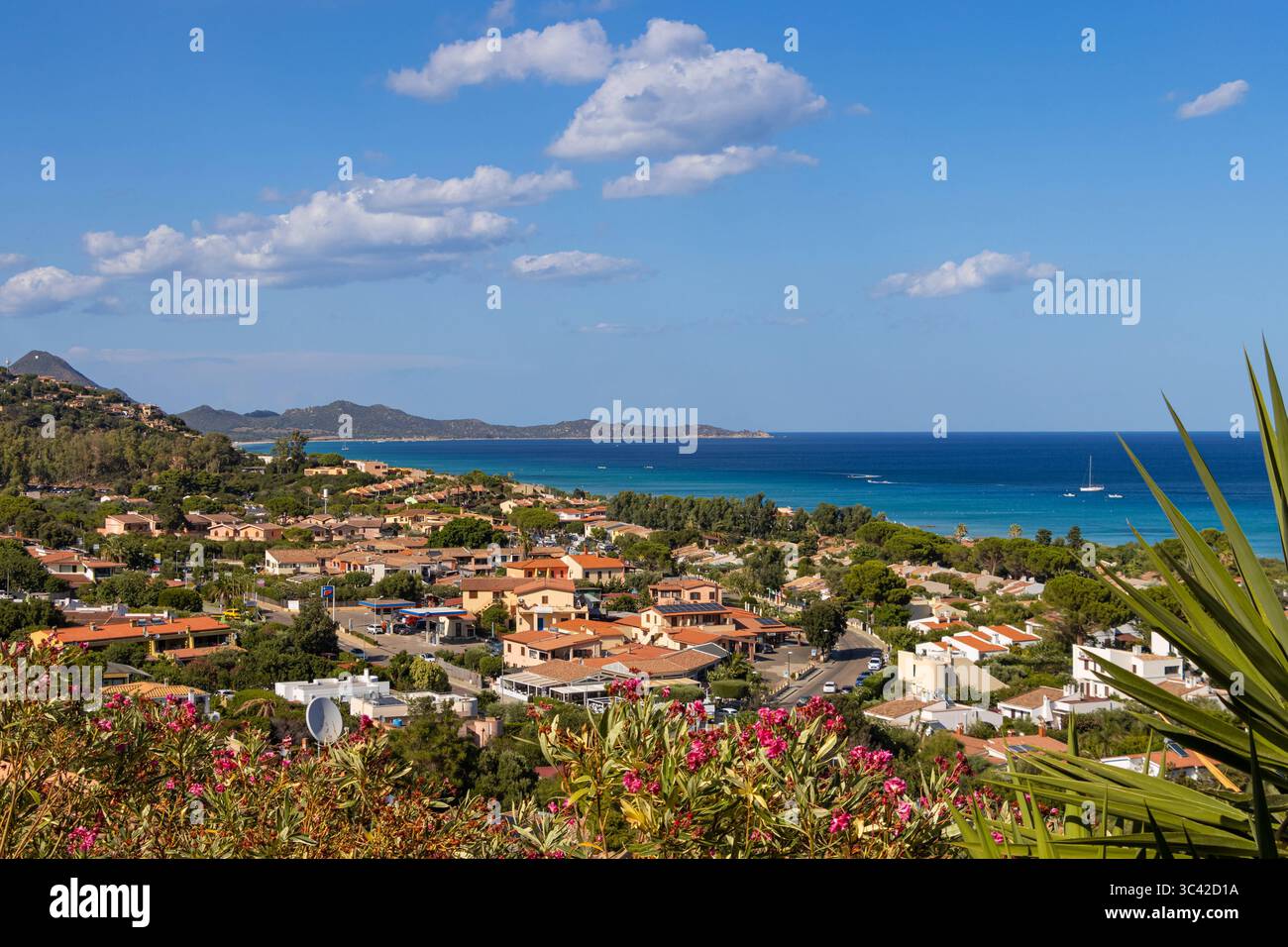 Costa Rei an der süd-östlichen Küste Sardiniens Italien Wolken ziehen ...