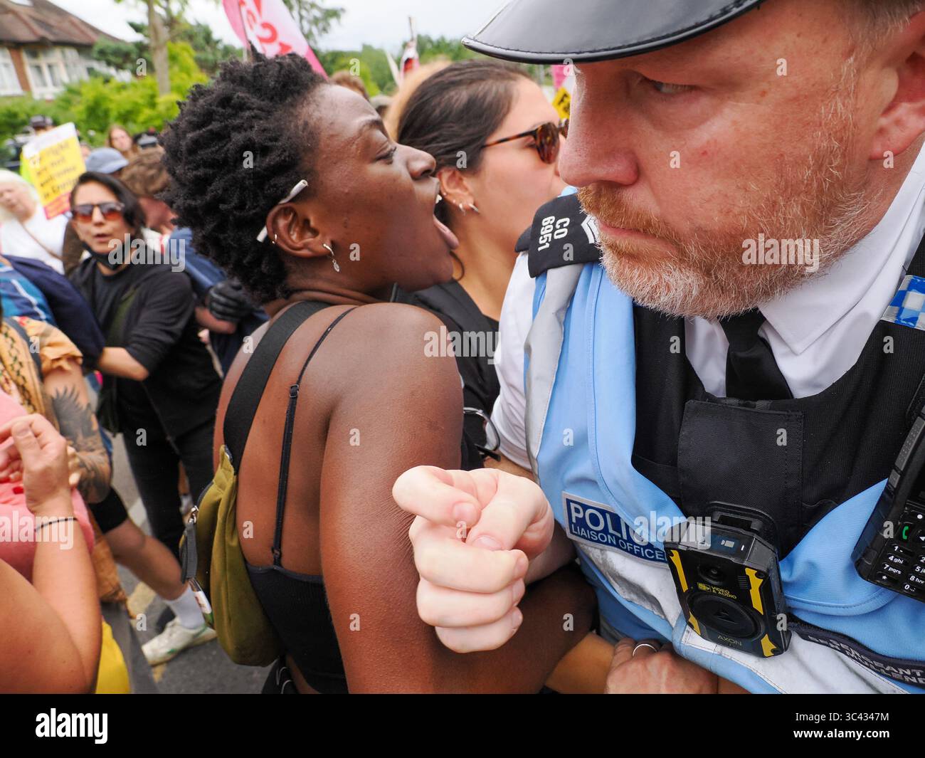 Anti Racist Protest 27 July 2025, UK, Epping. Around 1000 anti-racist protesters organised ...