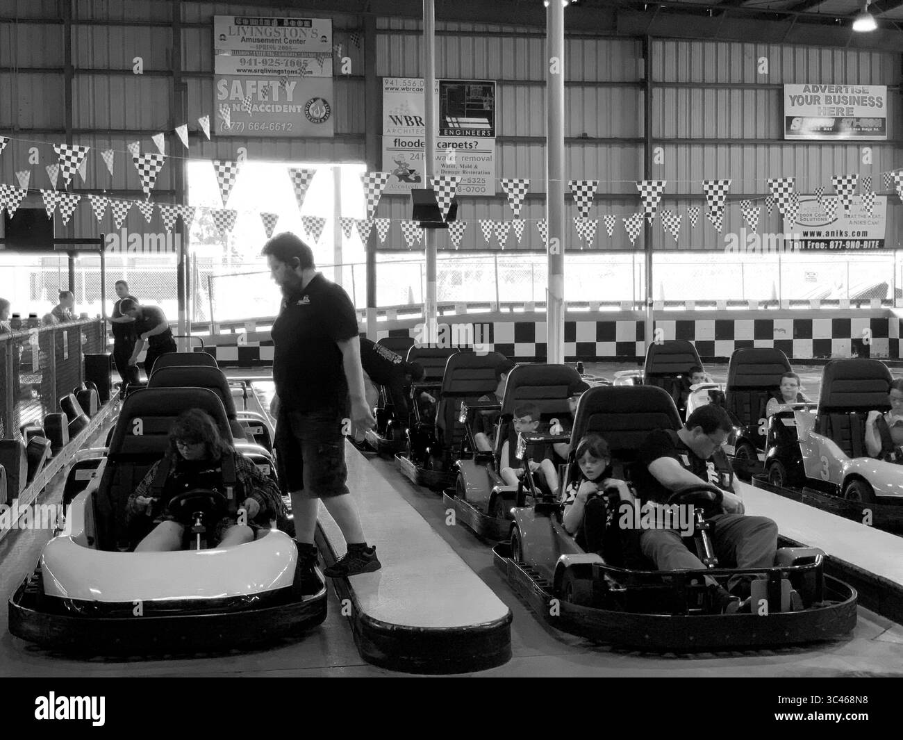 June 6, 2021, SARASOTA, FLORIDA, USA: Livingston Amusements in Sarasota, entertainment experience, hang out, play games, eat, drink and socialize, shoot some pool, grab a bite, score some prizes from the game room, burn some rubber in the indoor go kart track. Largest arcade in Sarasota, and one of the largest prize centers in Florida. SERVING SARASOTA FOR THIRTY YEARS. (Credit Image: © John Marshall Mantel/ZUMA Wire) Stock Photo
