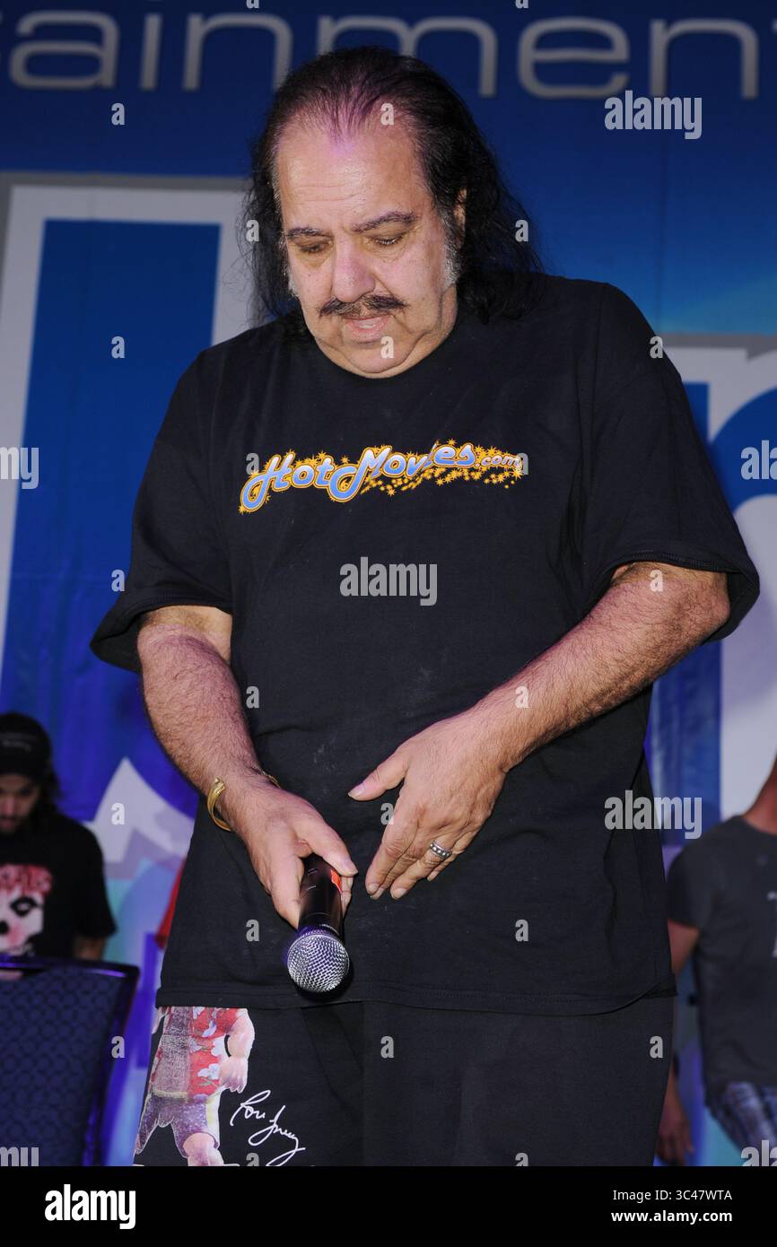 Jeremy ron hi-res stock photography and images - Alamy