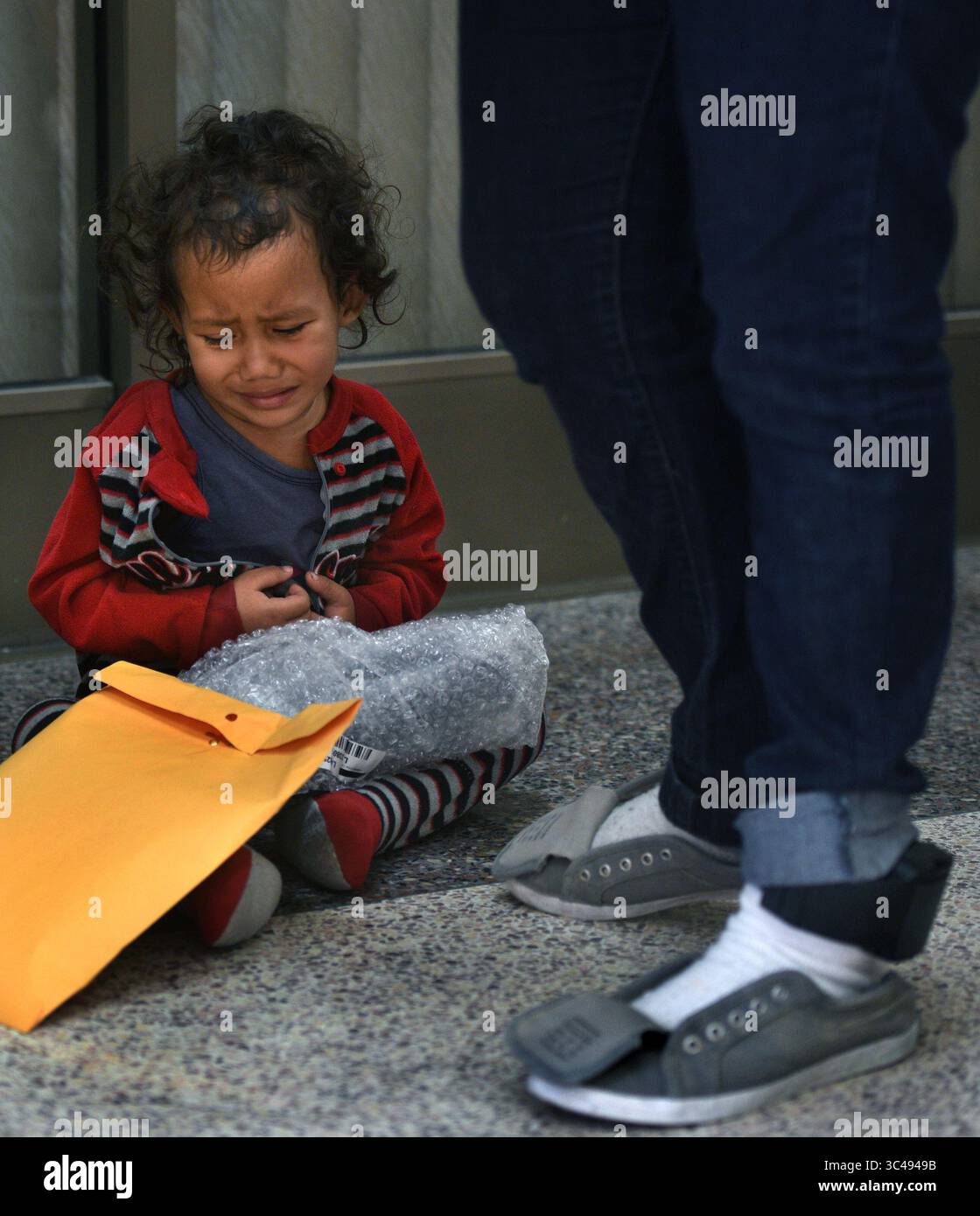 kids-on-bus-mexico-hi-res-stock-photography-and-images-alamy