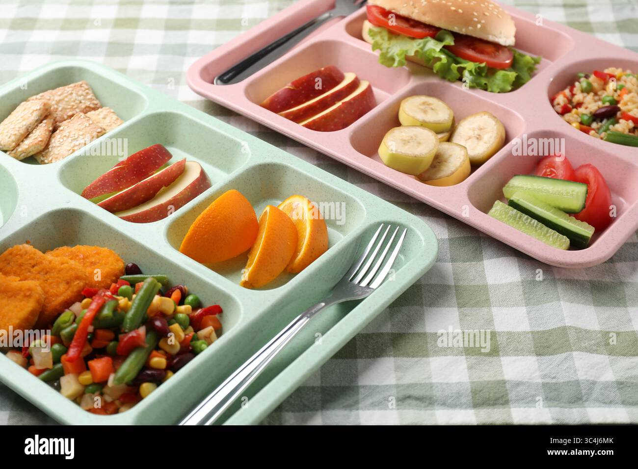 Partitioned trays hi-res stock photography and images - Alamy