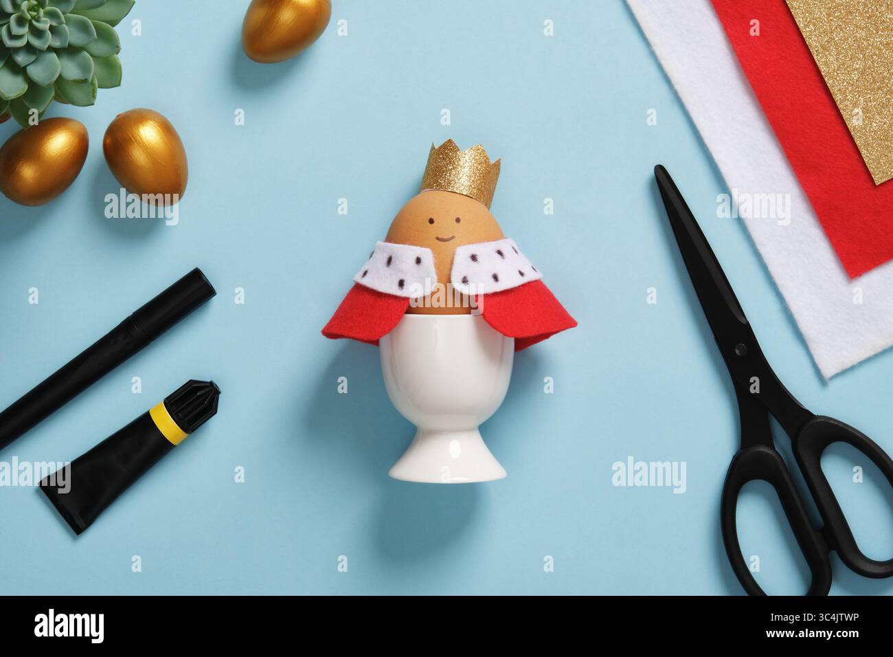 DIY Easter Egg King. Step-by-step instructions. Step 11. The craft is ready. Stock Photo