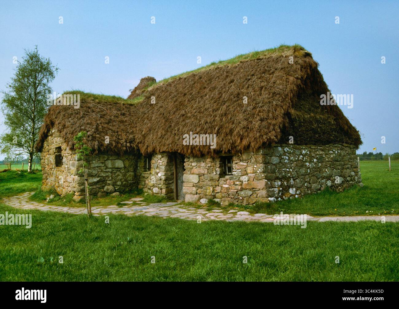Old Leanach Cottage on the battlefield at Culloden, Inverness, Scotland, where the Duke of Cumberland defeated Bonnie Prince Charlie's Highland army. Stock Photo